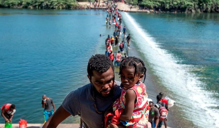 El peligroso río Bravo, frontera entre México y Estados Unidos. Foto: Efe.