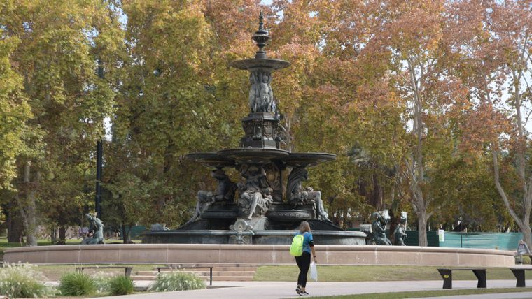 El tiempo mejora en Mendoza con temperaturas en ascenso y cielo parcialmente nublado.