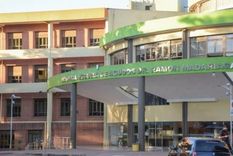 El estudiante se encuentra internado en terapia intensiva