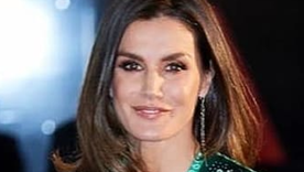 La reina Letizia sabe lucir todos los colores. Foto: Instagram @queenletizia