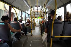 A principios del mes, el pasaje del transporte urbano se fue de $240 a $340. Este sábado subió un 105% más y sumó el 191% en febrero Foto: Shutterstock