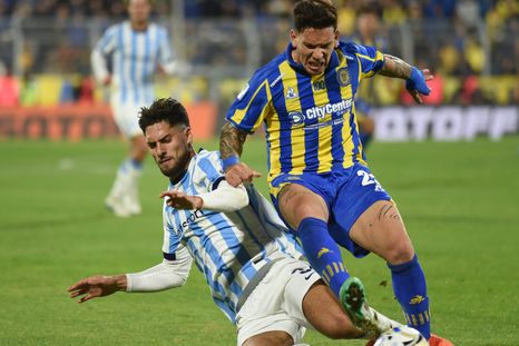 Un futbolista de Racing y uno de Central tuvieron un fuerte cruce en zona mixta.