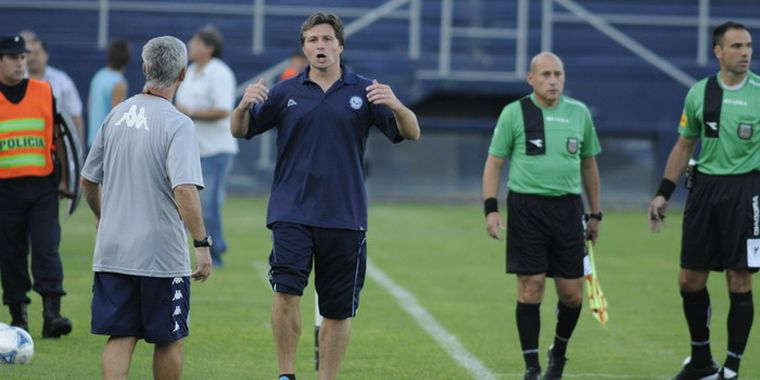 Del Bosco, el DT de Independiente Rivadavia. Foto: Alf Ponce / MDZ