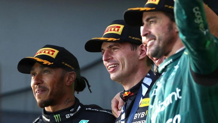 Hamilton, Verstappen y Alonso, tres pesos pesados que podrían cambiar de equipo Foto: Redes Sociales