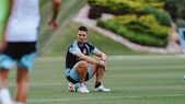 Sentado espera. Lionel Scaloni ya presentó la lista de reservas amplias de jugadores para la ventana FIFA.