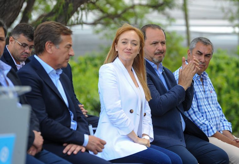 Rodolfo Suarez Anabel Fernández Sagasti. Foto: Twitter Anabel Fernández Sagasti