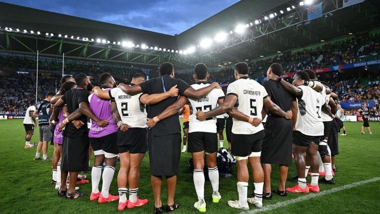 El plantel de Fiji atraviesa un duro momento. Foto: Instagram @fijirugbyunion