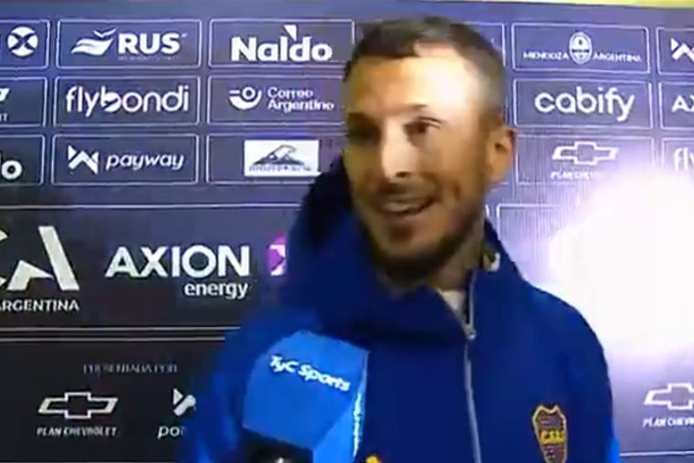 Benedetto, pícaro a la hora de responder sobre la eliminación de River y el pase de Boca. Foto: TyC Sports