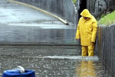Se espera que haya lluvia y viento con mucha fuerza. Foto: Efe.