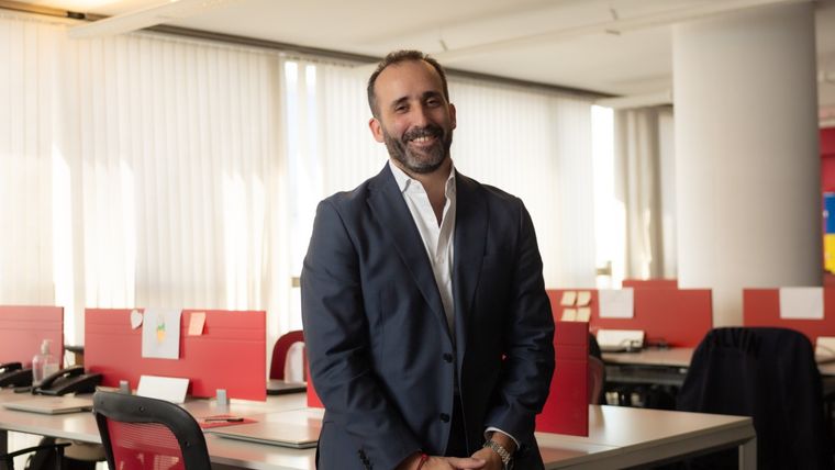 Hablamos con Raúl Piccolo sobre el futuro de los pagos. Hablamos con Raúl Piccolo sobre el futuro de los pagos.