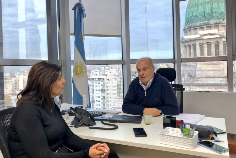 Mariana Juri, Hernán Lombardi Mariana Juri junto a Hernán Lombardi Foto: Twitter Mariana Juri