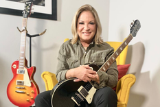 La Doctora Polo tiene pasión por los animales y la música Foto: INSTAGRAM @anapolotv
