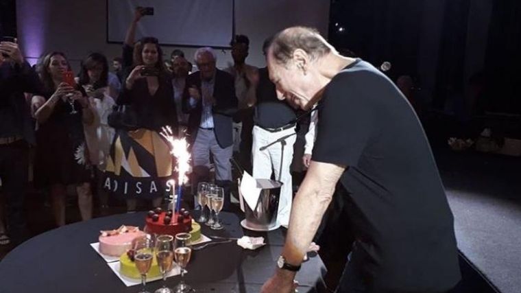 Zaffaroni disertará para Mendoza mañana.