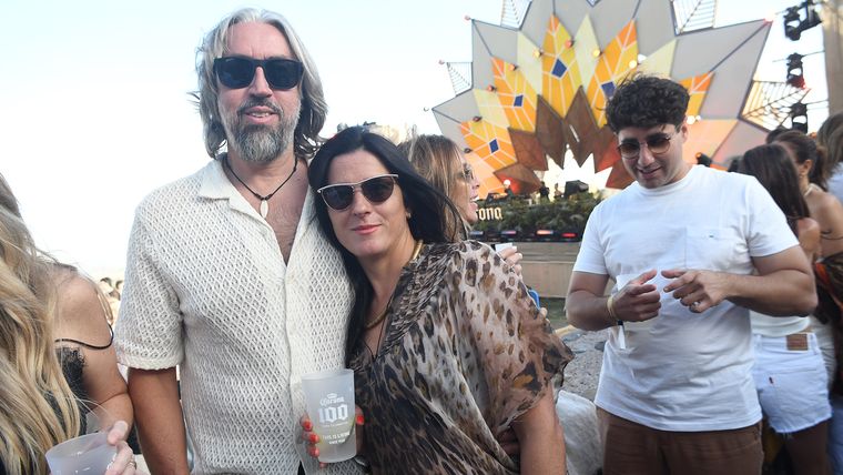 Rodrigo Forsat junto a Carolina Pérez. Rodrigo Forsat junto a Carolina Pérez.