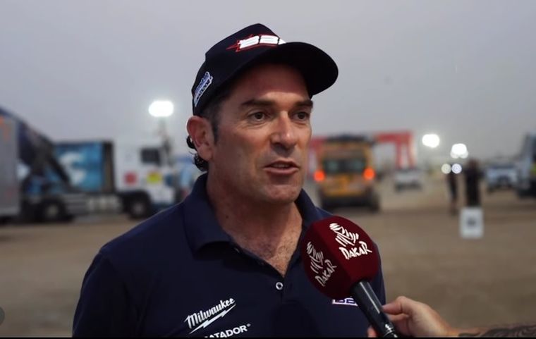 El argentino David Zille se mantiene en lo más alto del incipiente Rally Dakar 2026 y apuesta fuerte junto a un navegante clave. El argentino David Zille se mantiene en lo más alto del incipiente Rally Dakar 2026 y apuesta fuerte junto a un navegante clave.