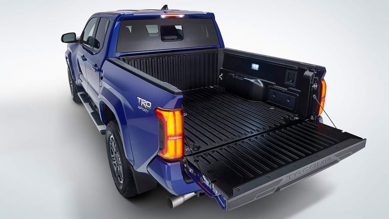 Toyota Tacoma TRD Sport 4x4.