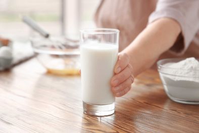 MDZol | Beber leche se vuelve menos necesario si se incluyen otras fuentes ricas en calcio y proteínas. Foto: Archivo