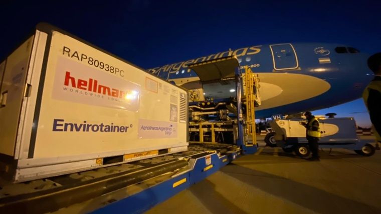 Llegan más vacunas Sinopharm prvenientes de China