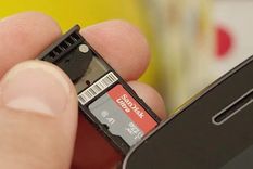 Mensajes de error, archivos que desaparecen o lentitud extrema suelen ser las primeras señales de que una tarjeta SD está fallando.