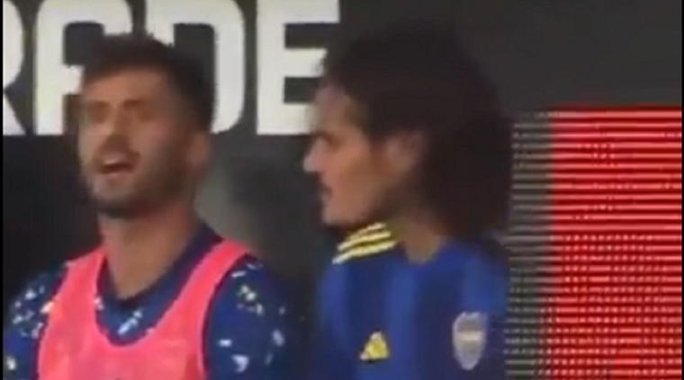 Los charrúas celebraron el tanto del empate.