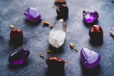 Según el feng shui y la astrología china las piedras son un elemento de protección, equilibrio y contribuyen a la energía. Foto: Unsplash
