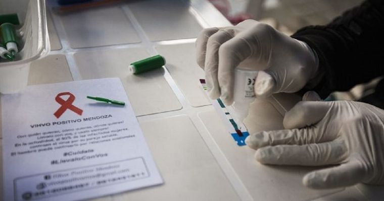 Los testeos rápidos son gratuitos y confidenciales, con resultados en minutos. Foto: Prensa Gobierno de Mendoza