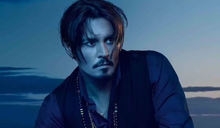 Johnny Depp aseguró uno de los contratos más caros de la historia en cuanto a fragancias para hombres.