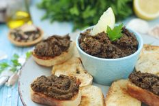 Intensidad pura: receta de tapenade de aceitunas negras súper aromático.