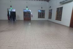 El salón de Casa Bealear completamente vacío el sábado cuando los alumnos tenían la cena de egresados.&nbsp;