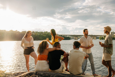 La amistad está profundamente influenciada por factores químicos y olfativos. Foto: Shutterstock La amistad está profundamente influenciada por factores químicos y olfativos. Foto: Shutterstock