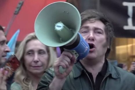 Javier Milei habló frente a la militancia en Tucumán. Captura: A24 Javier Milei habló frente a la militancia en Tucumán. Captura: A24