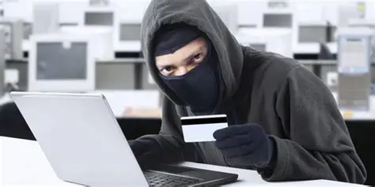 Estafas por WhatsApp a adultos mayores en alerta.