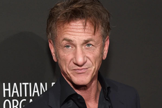 SEAN PENN SE DIVORCIÓ POR TERCERA VEZ. EL ACTOR ADMITIÓ AÚN ESTAR ENAMORADO DE SU EX.