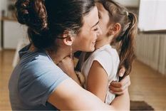 Mucho se habla de la crianza respetuosa, concepto que cobró fuerza en las últimas décadas a nivel mundial. Foto: Archivo MDZ Mucho se habla de la crianza respetuosa, concepto que cobró fuerza en las últimas décadas a nivel mundial. Foto: Archivo MDZ