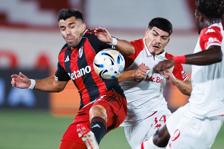 River venció a Huracán en el Ducó.