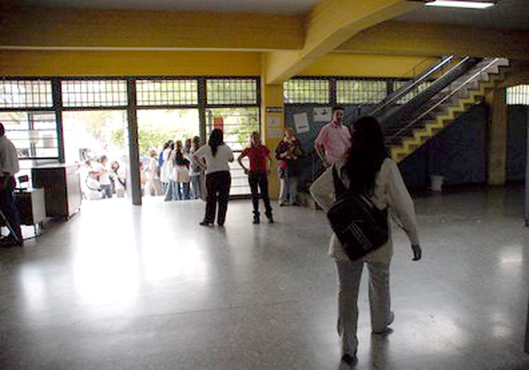 La Escuela Normal, blanco de los robos. Foto: mdz