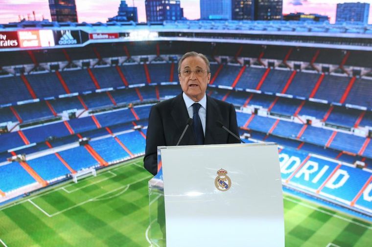 Florentino, al frente del club desde el año 2000, hoy compitiendo por entrar en la final del Mundial de Clubes FIFA 2025. Florentino, al frente del club desde el año 2000, hoy compitiendo por entrar en la final del Mundial de Clubes FIFA 2025.