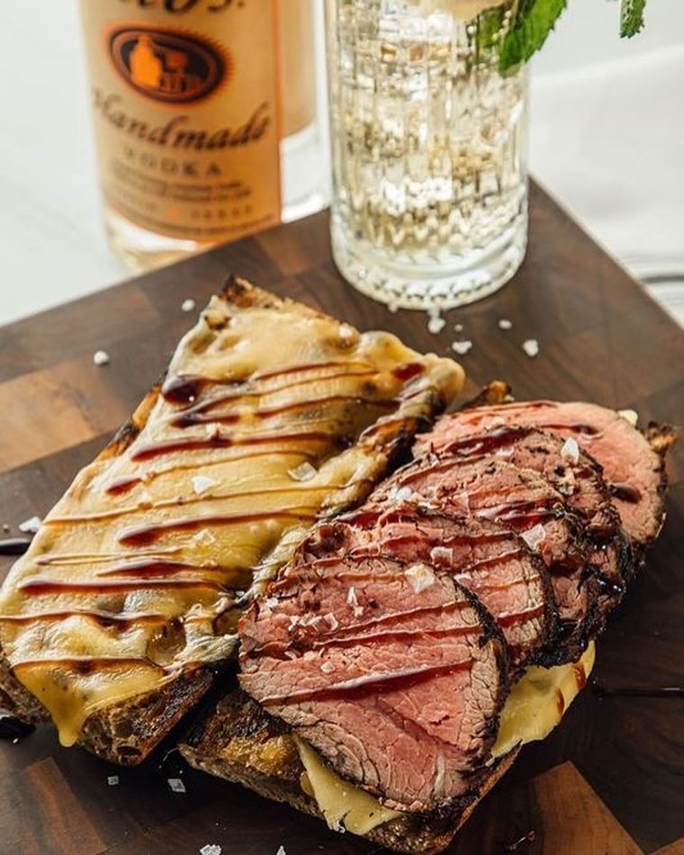 El sándwich de filet mignon es uno de los clásicos que se puede consumir en el MetLife Stadium. El sándwich de filet mignon es uno de los clásicos que se puede consumir en el MetLife Stadium.