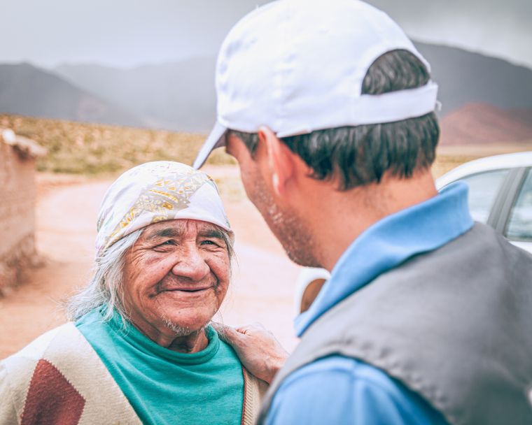 Hay una decena de idiomas originarios que aún se hablan a lo largo del país. Hay una decena de idiomas originarios que aún se hablan a lo largo del país.