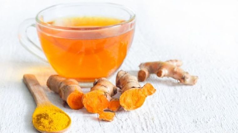 El té de cúrcuma tiene un potente efecto relajante Foto: Shutterstock