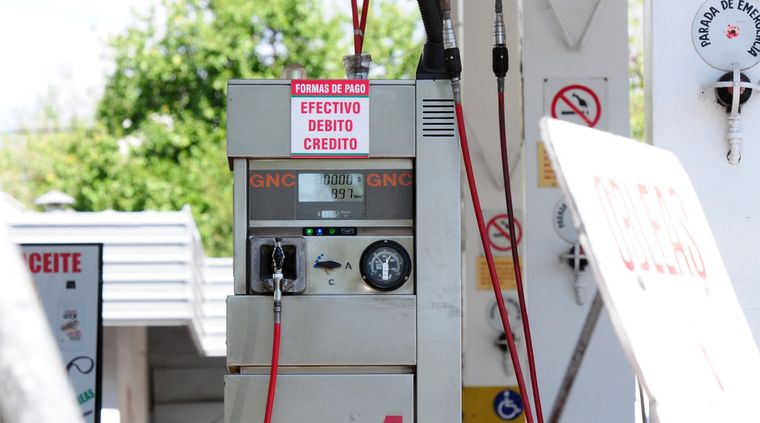 Dos estaciones de servicio en Mendoza ya tienen cambio de nombre asegurado. Foto: Archivo