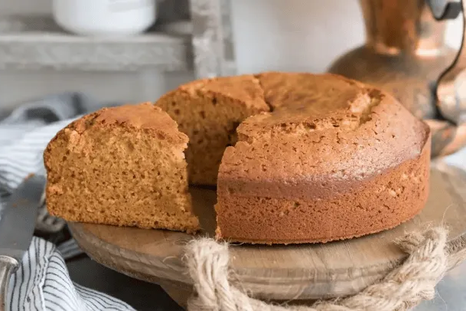 Banana y curry en versión bizcochuelo. Banana y curry en versión bizcochuelo.