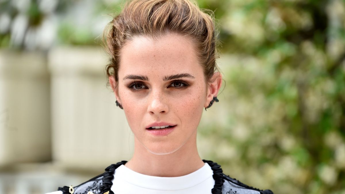 Emma Watson Pose Samsung Galaxy S10e Case main image 0