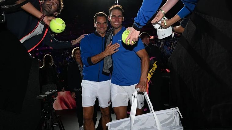 Federer y Nadal luego de jugar el dobles en la Laver Cup. Foto: Laver Cup