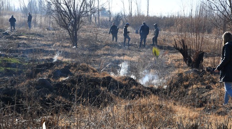 La semana pasado vecinos de Kilómetro 8 denunciaron que salía humo del suelo Foto: ALF PONCE MERCADO / MDZ