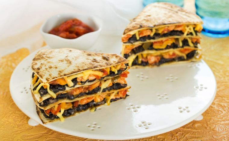 Quesadillas con frijoles Una receta clásica para hacer en minutos. Foto: Shutterstock