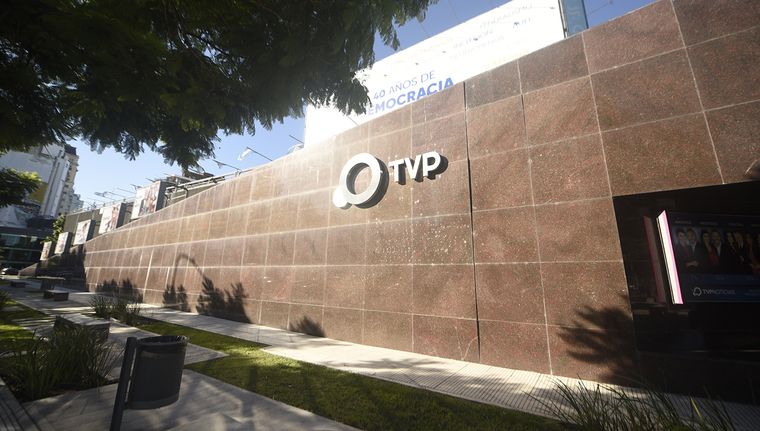 Fachada de la TV Pública. Foto: Juan Mateo Aberastain Zubimendi/MDZ