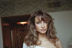 Mathilde Pinalt brilla en las redes sociales con su increíble belleza al natural Foto: Mathilde Pinalt / Instagram