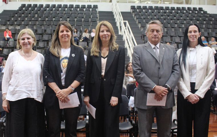 El evento contó con la presencia de las autoridades de la USAL. El evento contó con la presencia de las autoridades de la USAL.