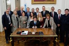 La sobreactuación del gobierno de Javier Milei y el peligro de no poder ganar en un ballotage.